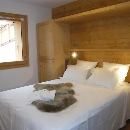 De Luxe Pres Des Pistes Avec Jacuzzi Et Sauna - Fr-1-344-777 Chalet